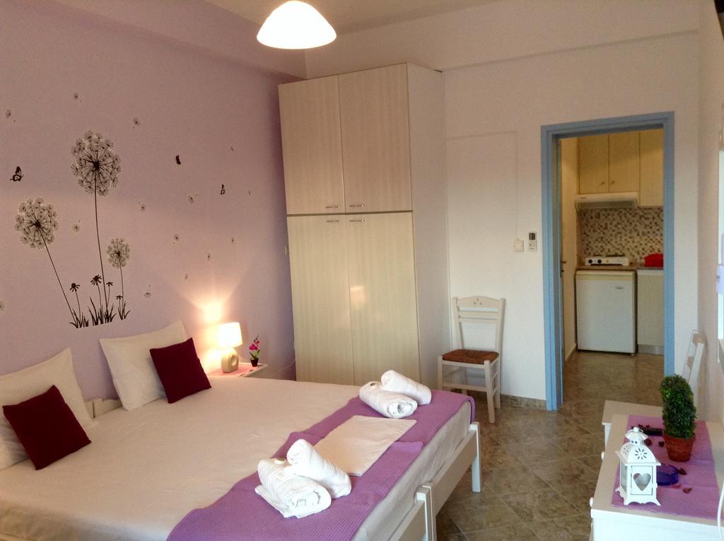 Nikoletta Rooms Paro Esterno foto