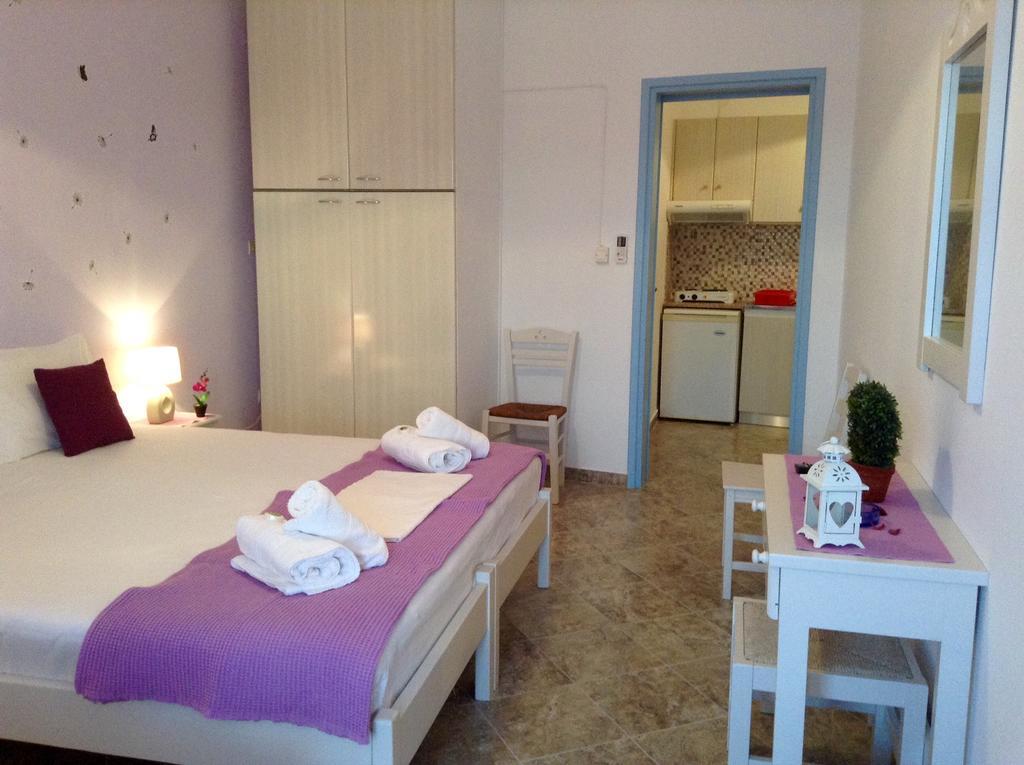 Nikoletta Rooms Paro Esterno foto
