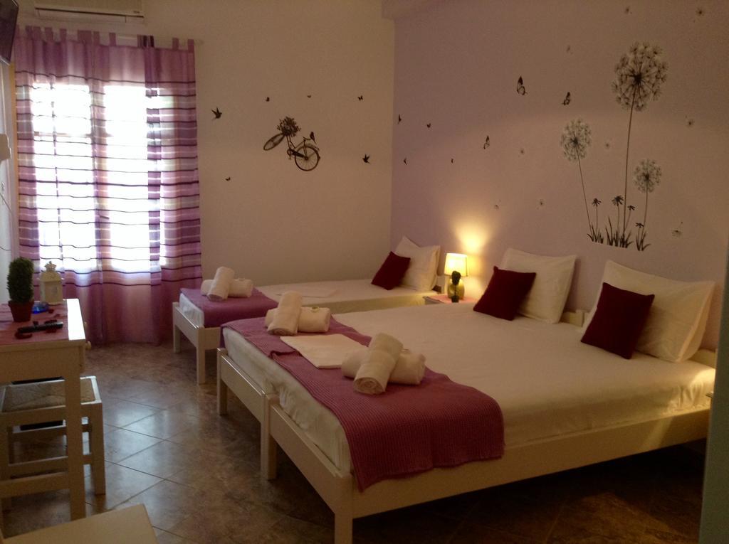 Nikoletta Rooms Paro Esterno foto